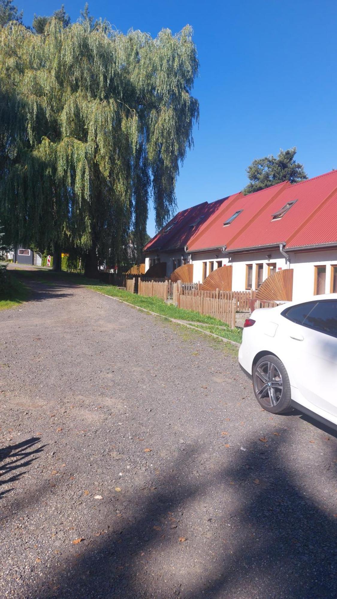 Domki Nad Jeziorem Karlowice Extérieur photo