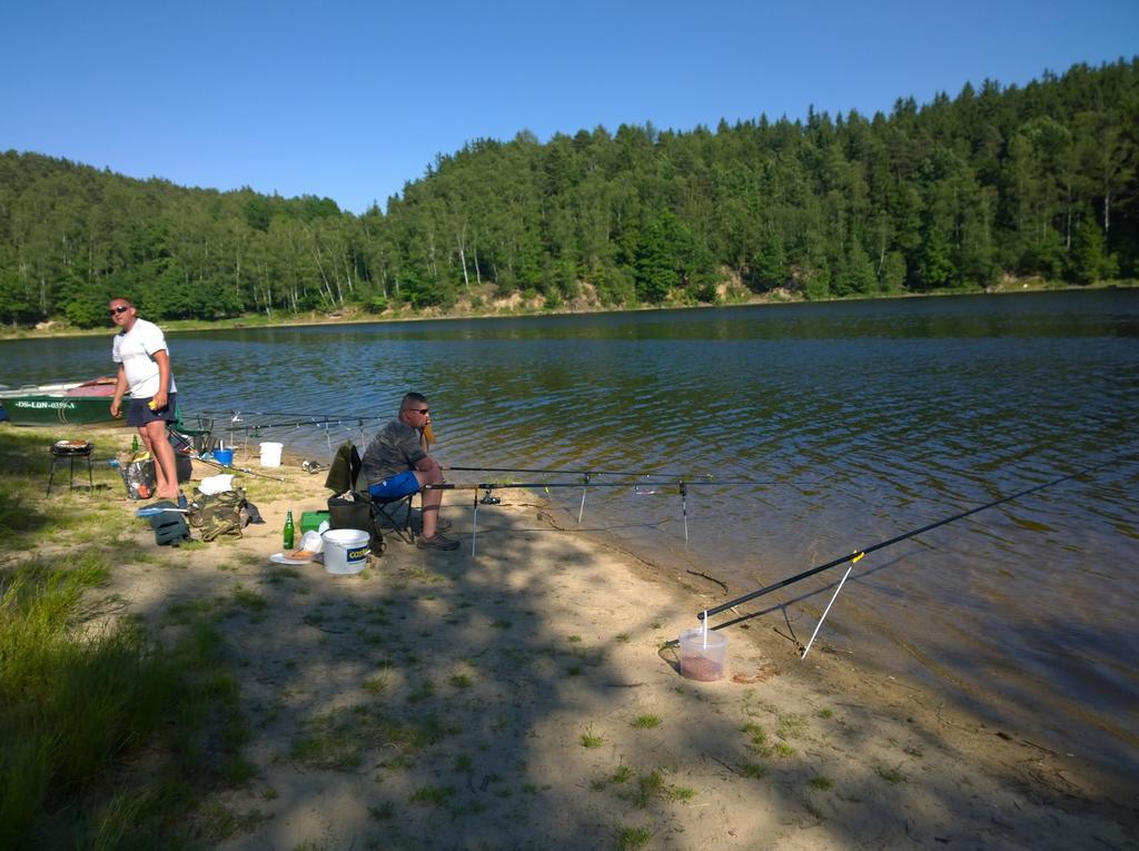 Domki Nad Jeziorem Karlowice Extérieur photo