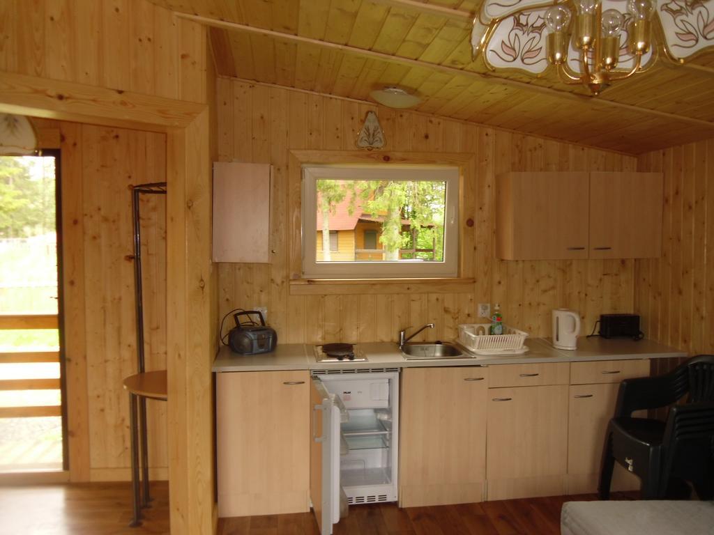 Domki Nad Jeziorem Karlowice Extérieur photo