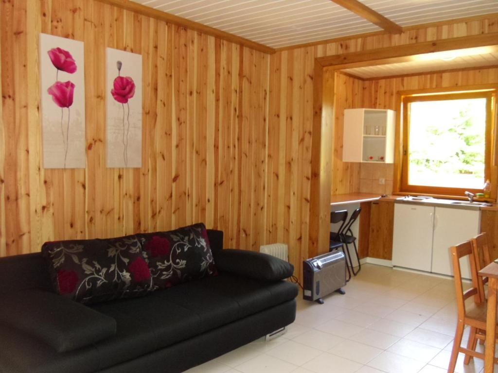 Domki Nad Jeziorem Karlowice Chambre photo